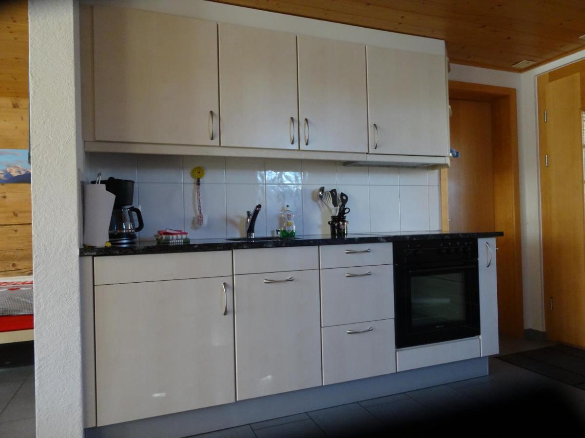 Holidayapartment Sydach Wilderswil Exterior foto